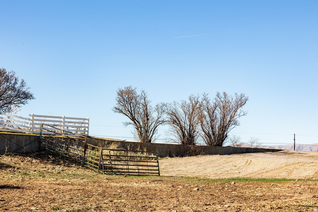 120 E MAGNOLIA LN Mapleton, UT 84664