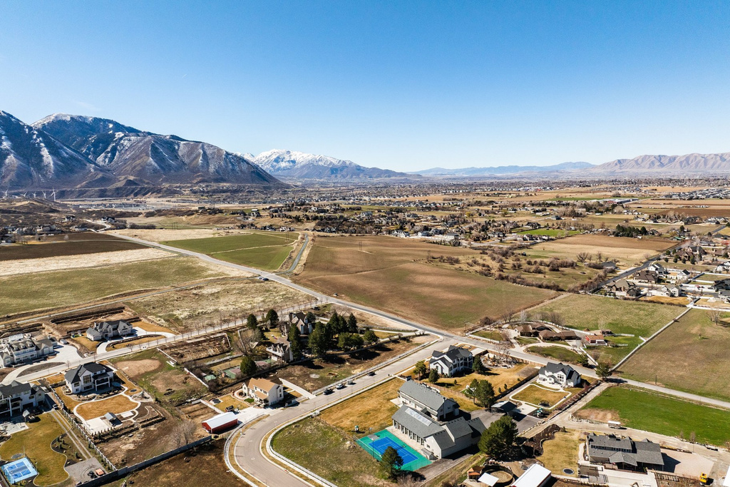 120 E MAGNOLIA LN Mapleton, UT 84664