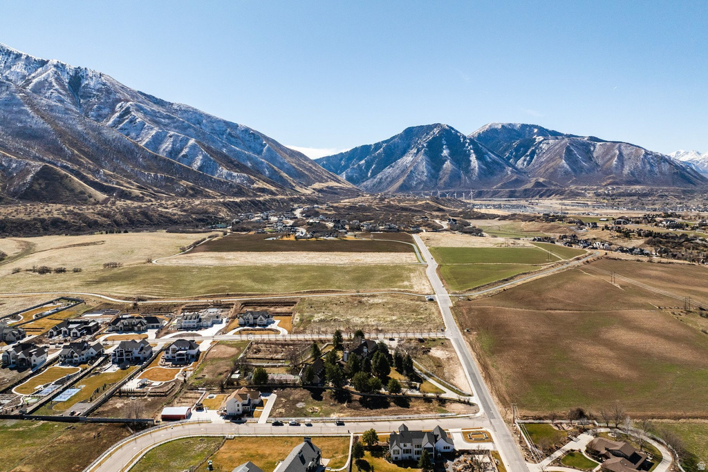 120 E MAGNOLIA LN Mapleton, UT 84664