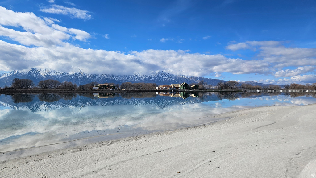 1332  WILLOW LAKES DR Logan, UT 84321