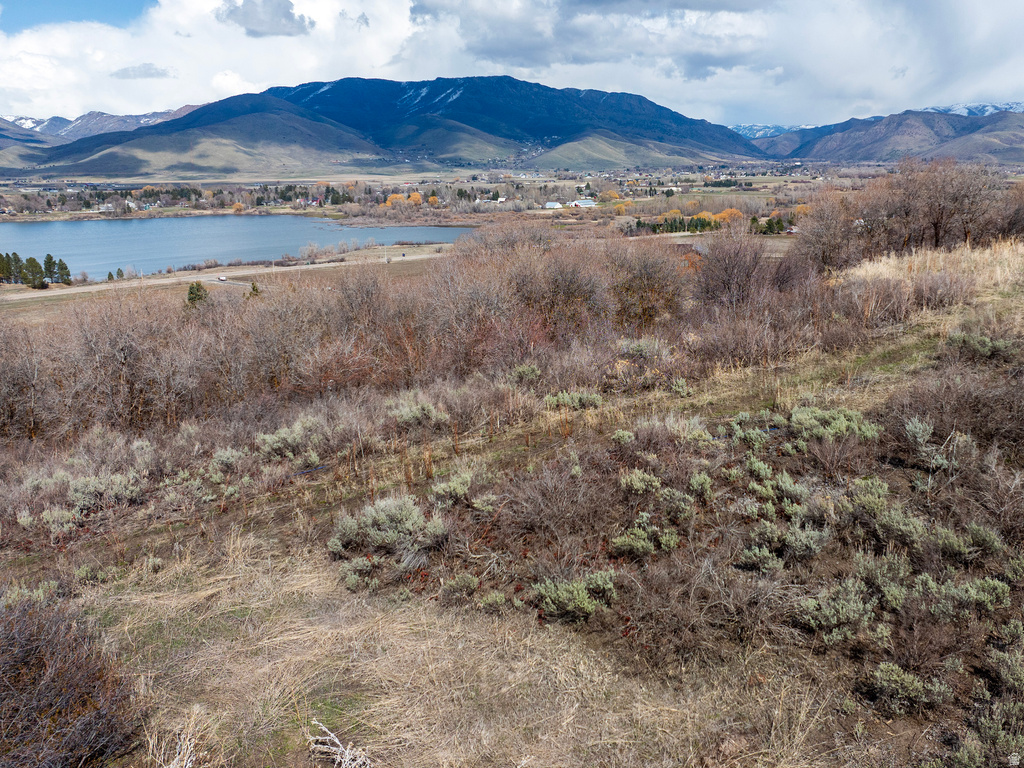 1215 S VIA MONACO DR Huntsville, UT 84317