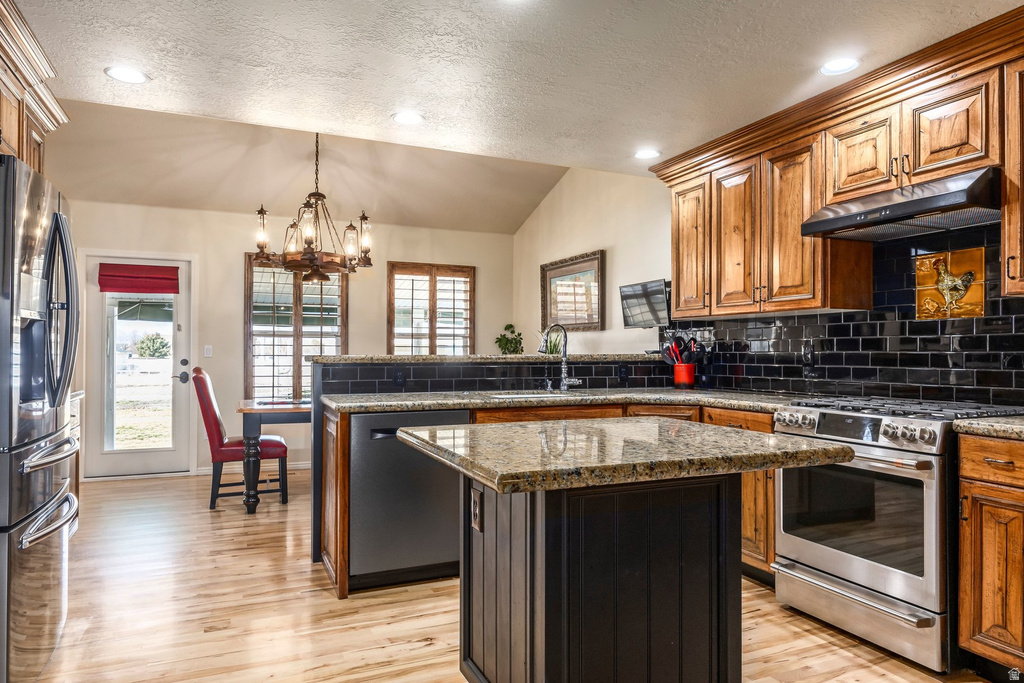 12062 S 540 E Draper, UT 84020