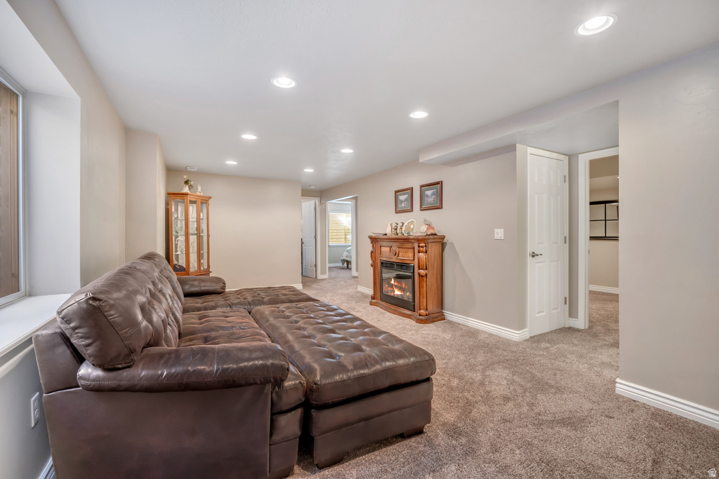1143 W HOLLOW VIEW WAY West Jordan, UT 84084