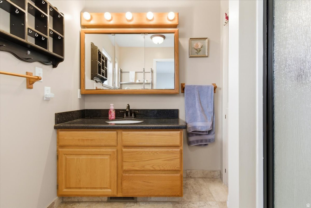 395 E 300 S Gunnison, UT 84634