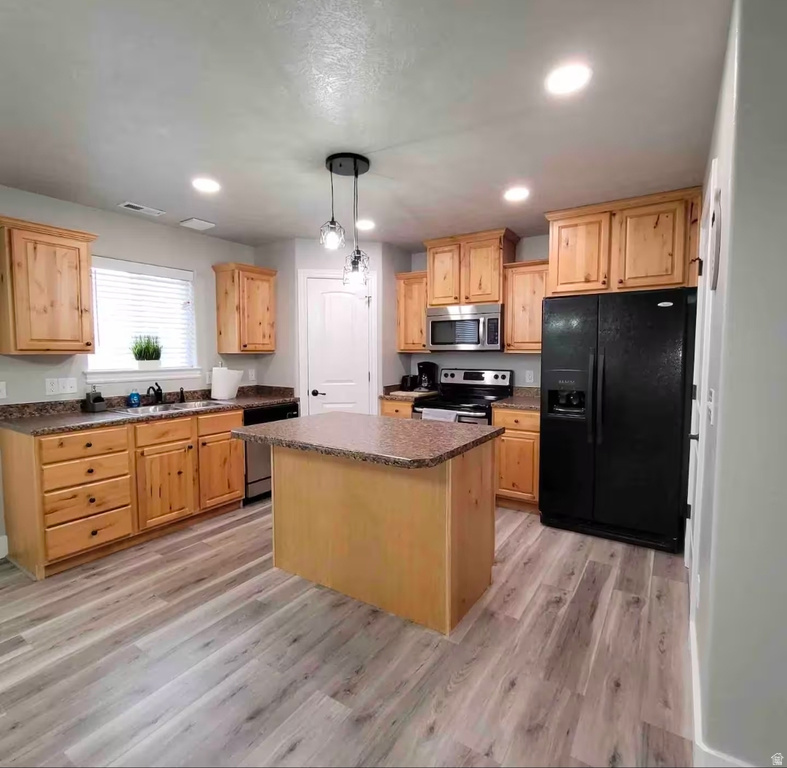 484 N COTTONWOOD CIR Roosevelt, UT 84066