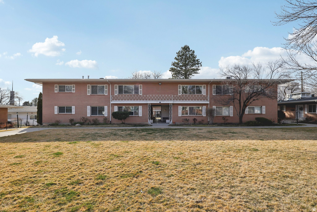 2193 E CARRIAGE LN #30 Salt Lake City, UT 84117