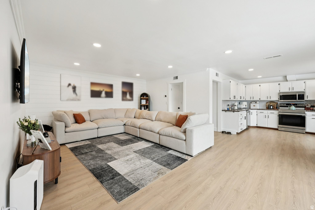 2193 E CARRIAGE LN #30 Salt Lake City, UT 84117