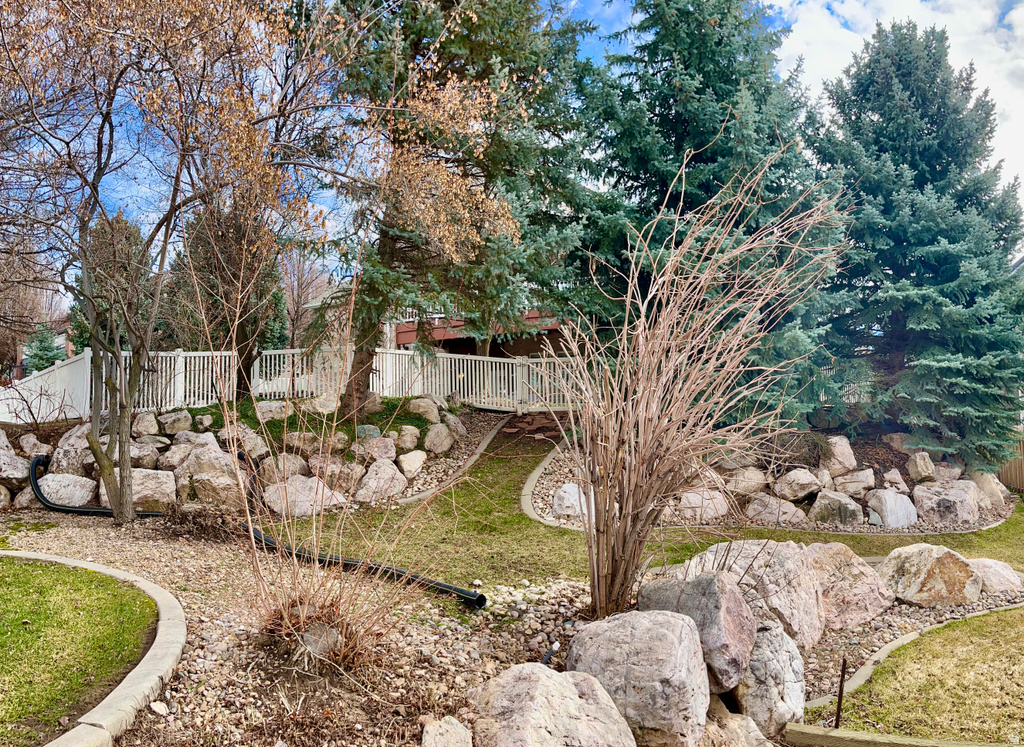 1644 E WASATCH DR Ogden, UT 84403