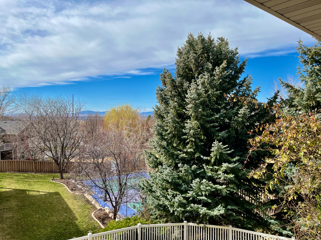 1644 E WASATCH DR Ogden, UT 84403