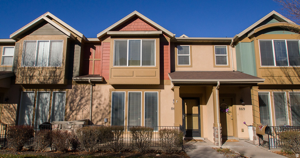 867 FARMINGTON XING Farmington, UT 84025