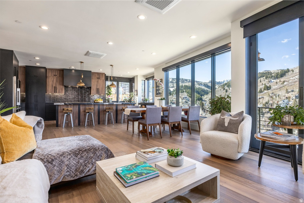 253 MCHENRY AVE Park City, UT 84060