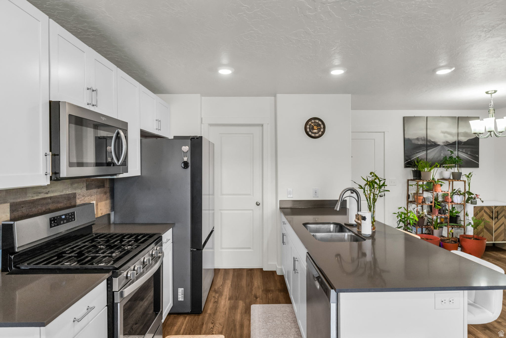 266 N PORTSIDE LN Saratoga Springs, UT 84045