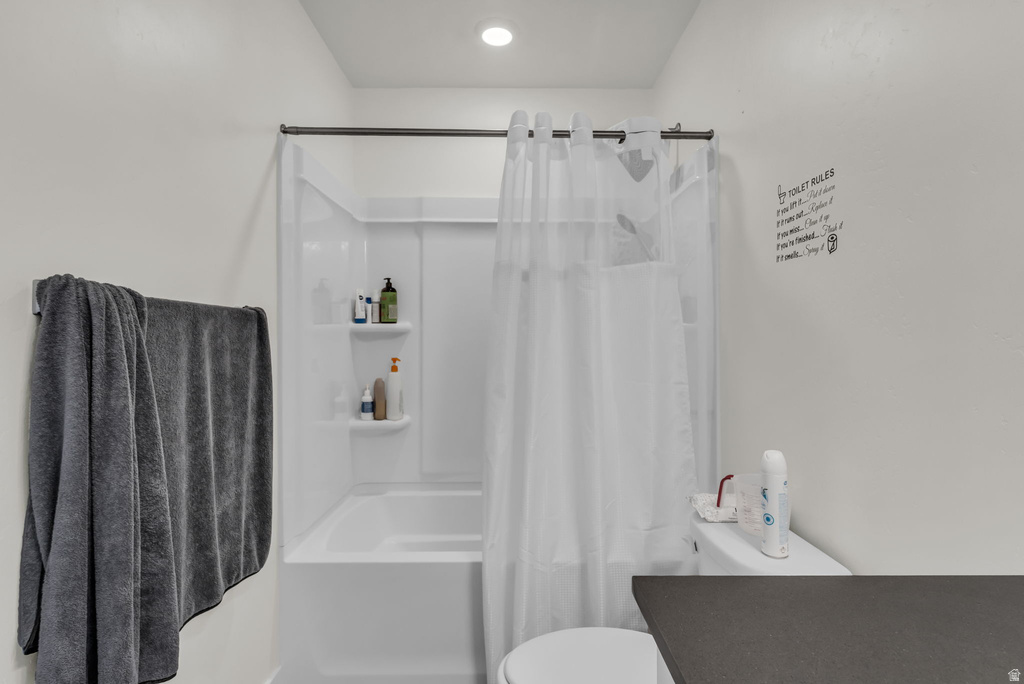 266 N PORTSIDE LN Saratoga Springs, UT 84045