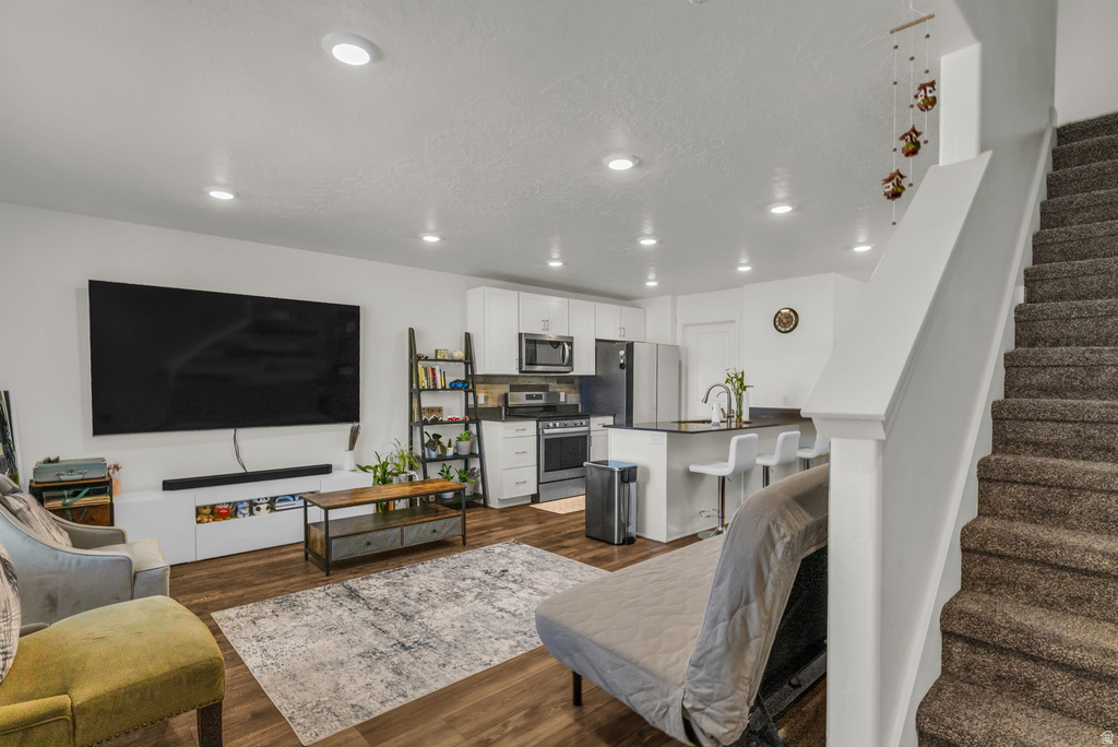 266 N PORTSIDE LN Saratoga Springs, UT 84045