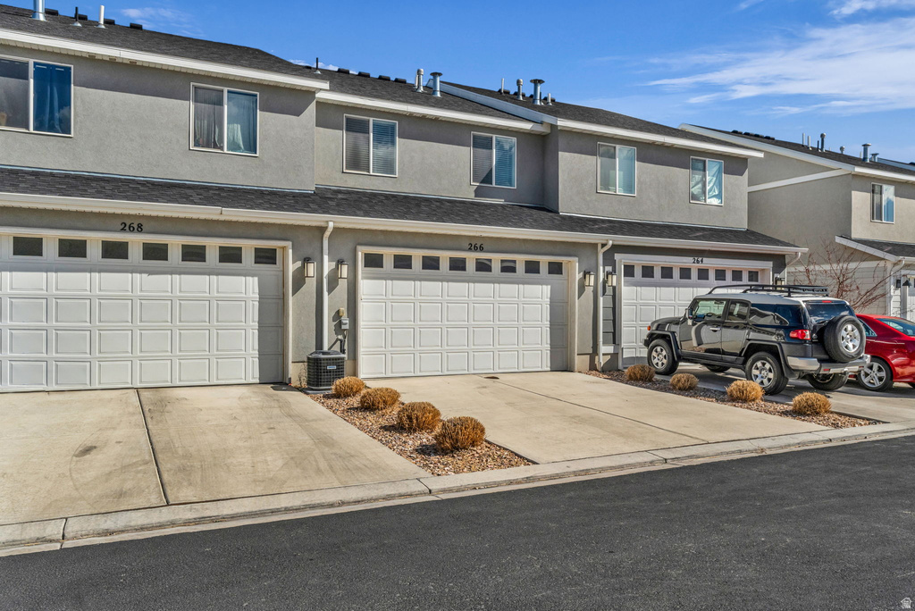 266 N PORTSIDE LN Saratoga Springs, UT 84045