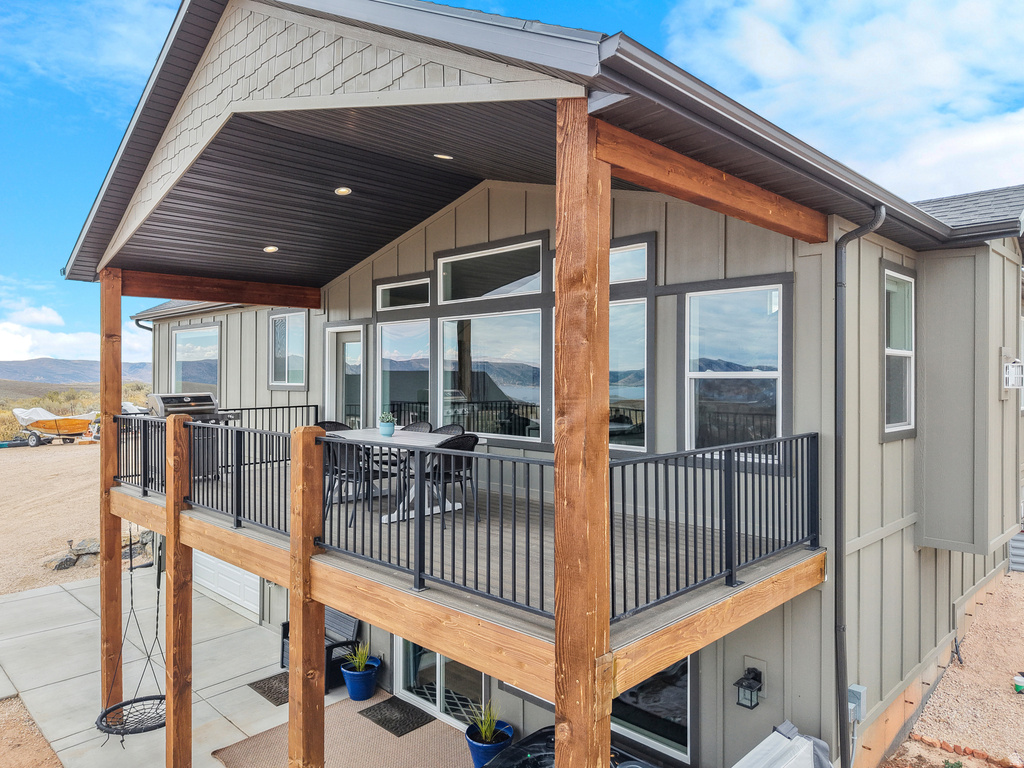 388 W CRICKET CIR Garden City, UT 84028