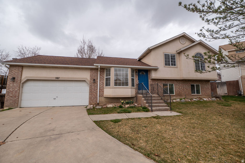 587 E EASTPOINTE CIR North Salt Lake, UT 84054