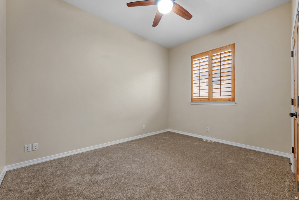 10596 S PINYON PINES CT South Jordan, UT 84095