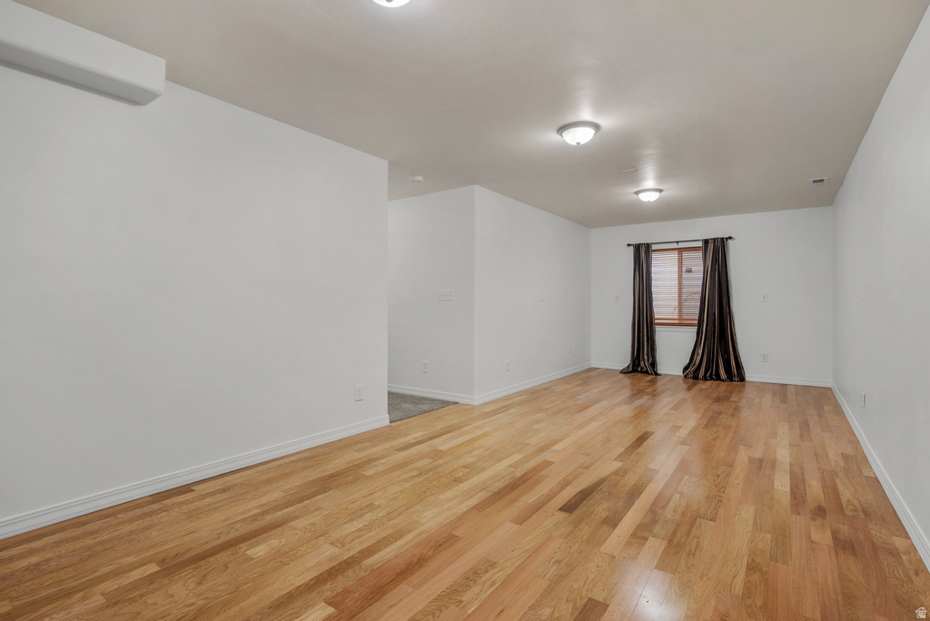 10596 S PINYON PINES CT South Jordan, UT 84095