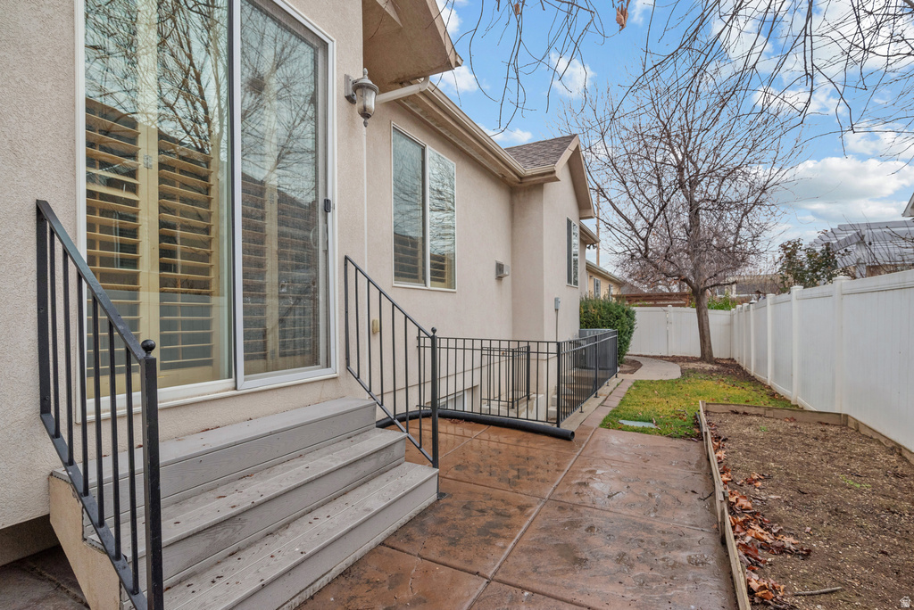 10596 S PINYON PINES CT South Jordan, UT 84095