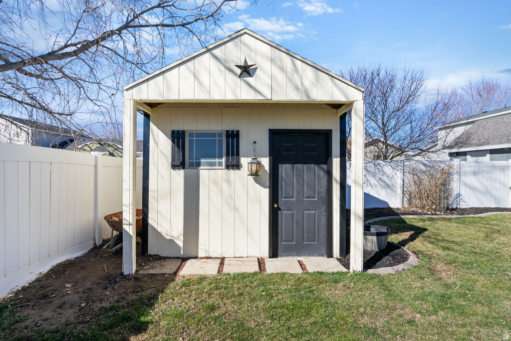 74 S 1350 W Lehi, UT 84043