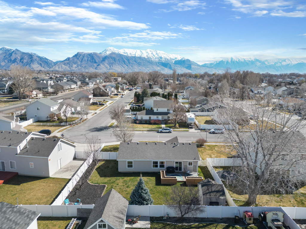 74 S 1350 W Lehi, UT 84043