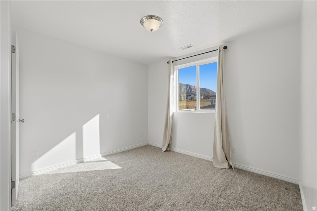 1218 N MOONLIGHT DR Elk Ridge, UT 84651