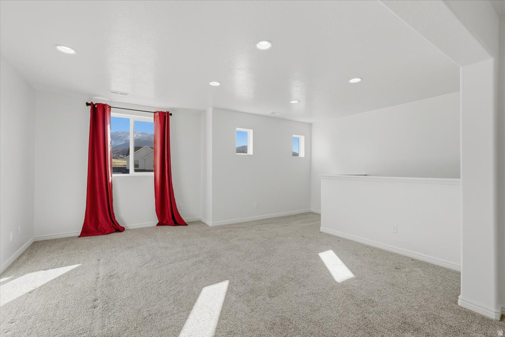 1218 N MOONLIGHT DR Elk Ridge, UT 84651