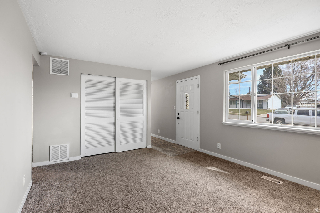 2378 W 5900 S Roy, UT 84067