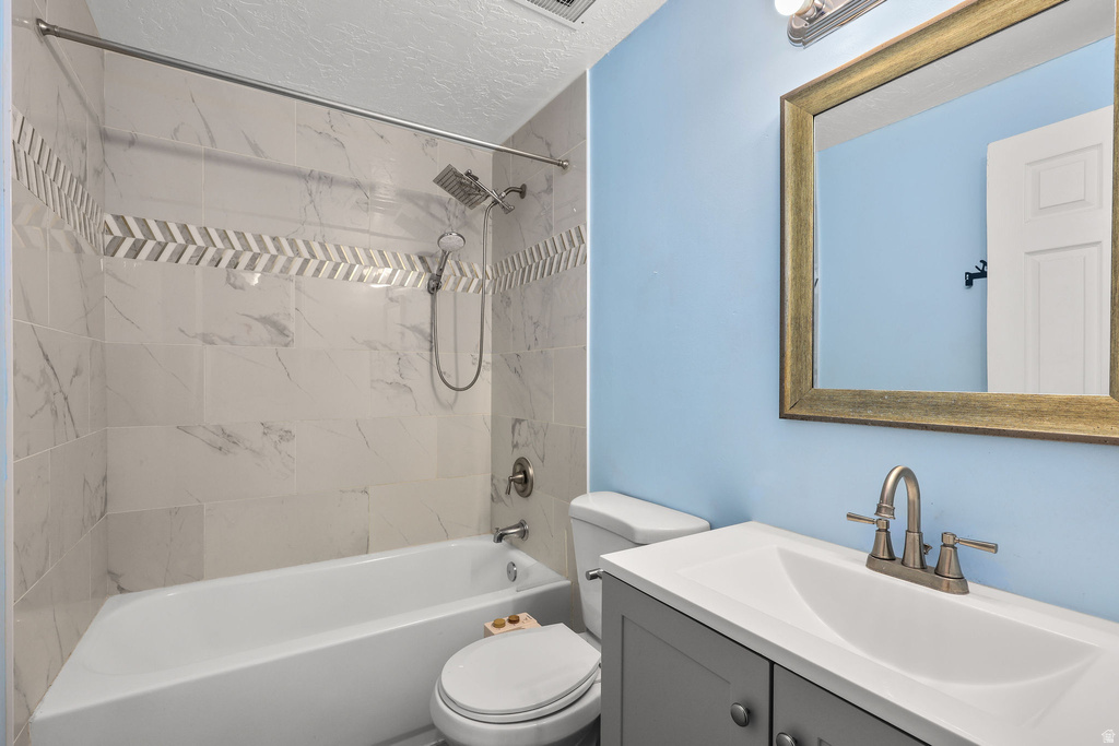 2378 W 5900 S Roy, UT 84067