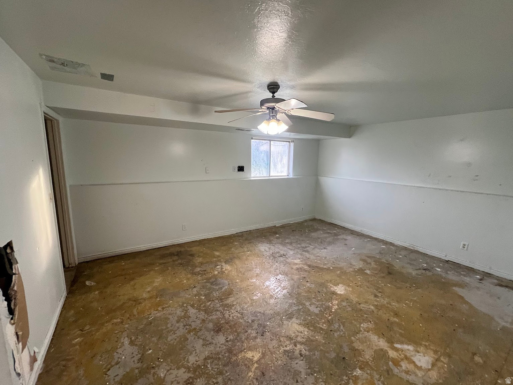 3062 HADLEY CT West Valley City, UT 84128