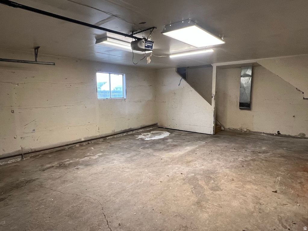 3062 HADLEY CT West Valley City, UT 84128