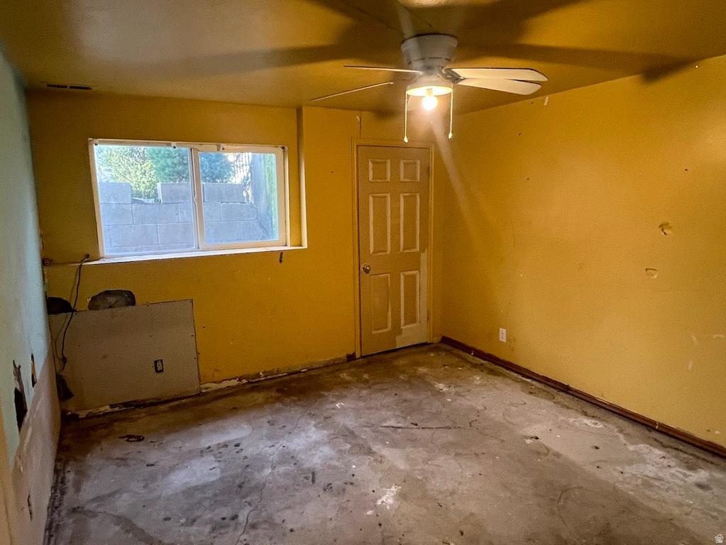 3062 HADLEY CT West Valley City, UT 84128