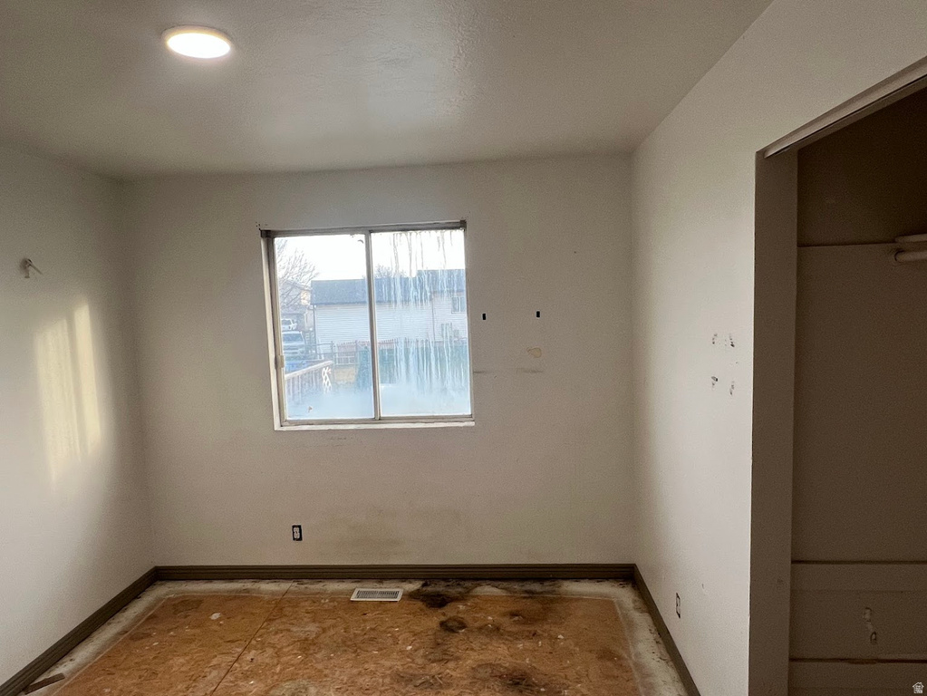 3062 HADLEY CT West Valley City, UT 84128