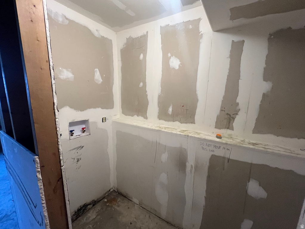 3062 HADLEY CT West Valley City, UT 84128