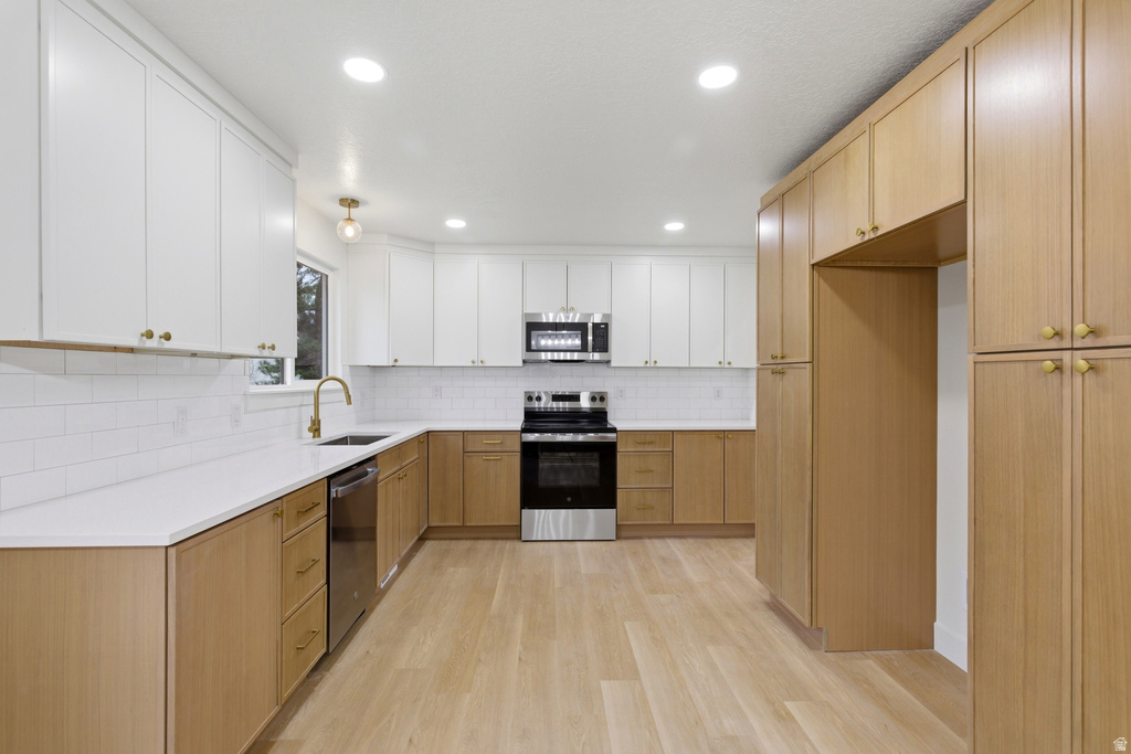 1469 E WINTERWOOD CIR Sandy, UT 84092