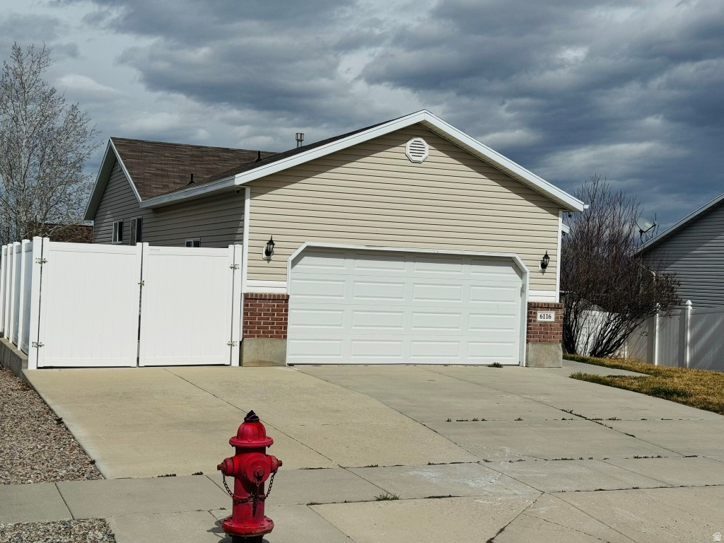 6116 W GRACELAND WAY West Jordan, UT 84081