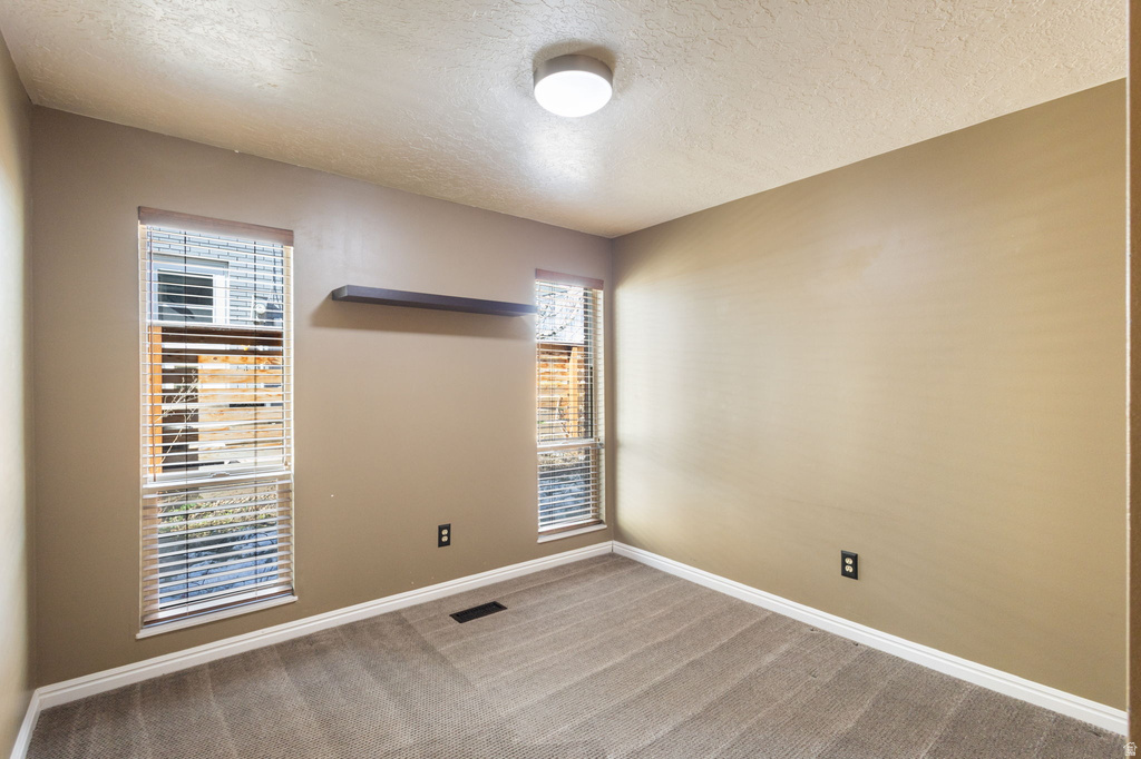 5341 FILLMORE AVE South Ogden, UT 84403