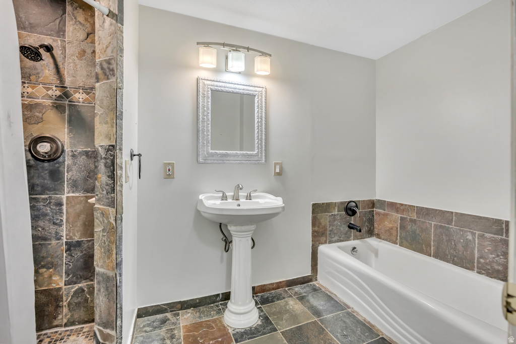 13941 S HOYT PEAK CIR Riverton, UT 84096