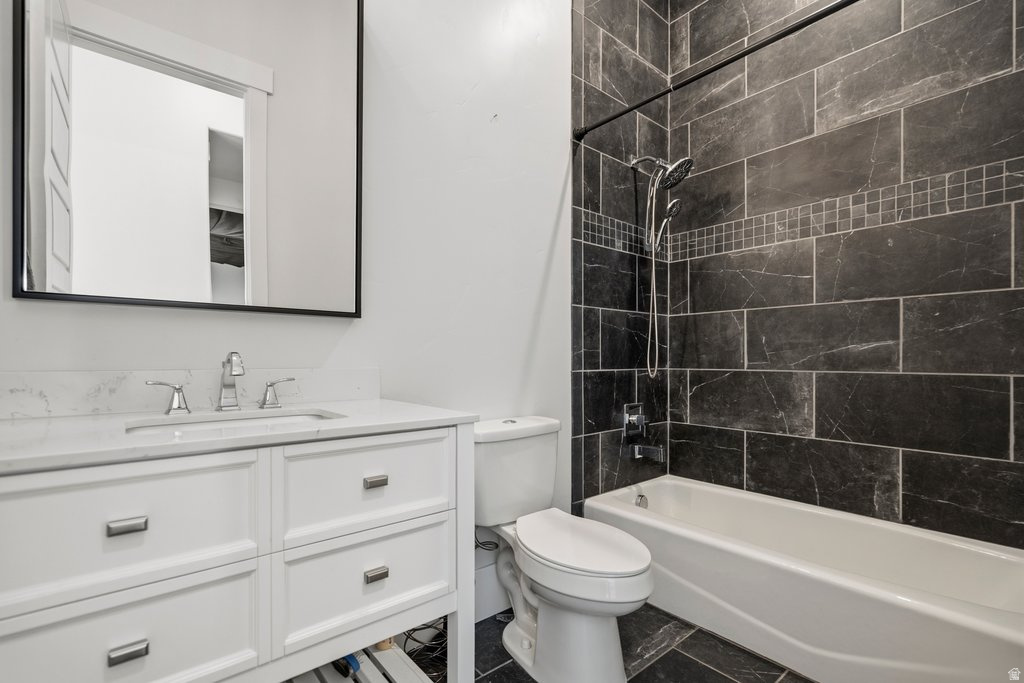 2633 OAKRIDGE DR Spanish Fork, UT 84660