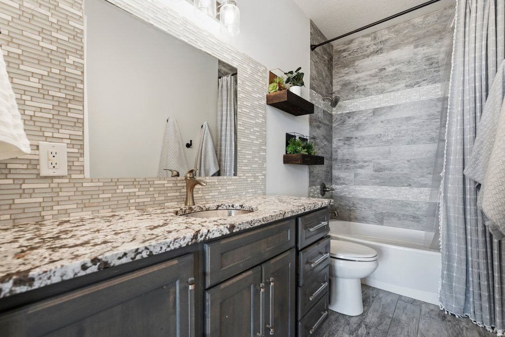 2633 OAKRIDGE DR Spanish Fork, UT 84660