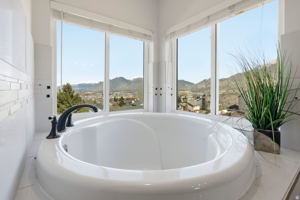 2633 OAKRIDGE DR Spanish Fork, UT 84660