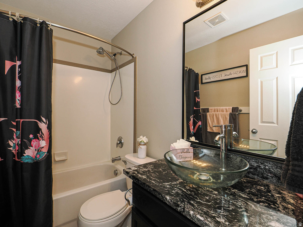 2747 S HARDMAN CV Magna, UT 84044