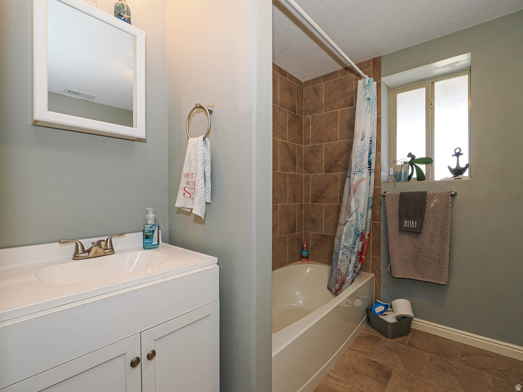 2747 S HARDMAN CV Magna, UT 84044