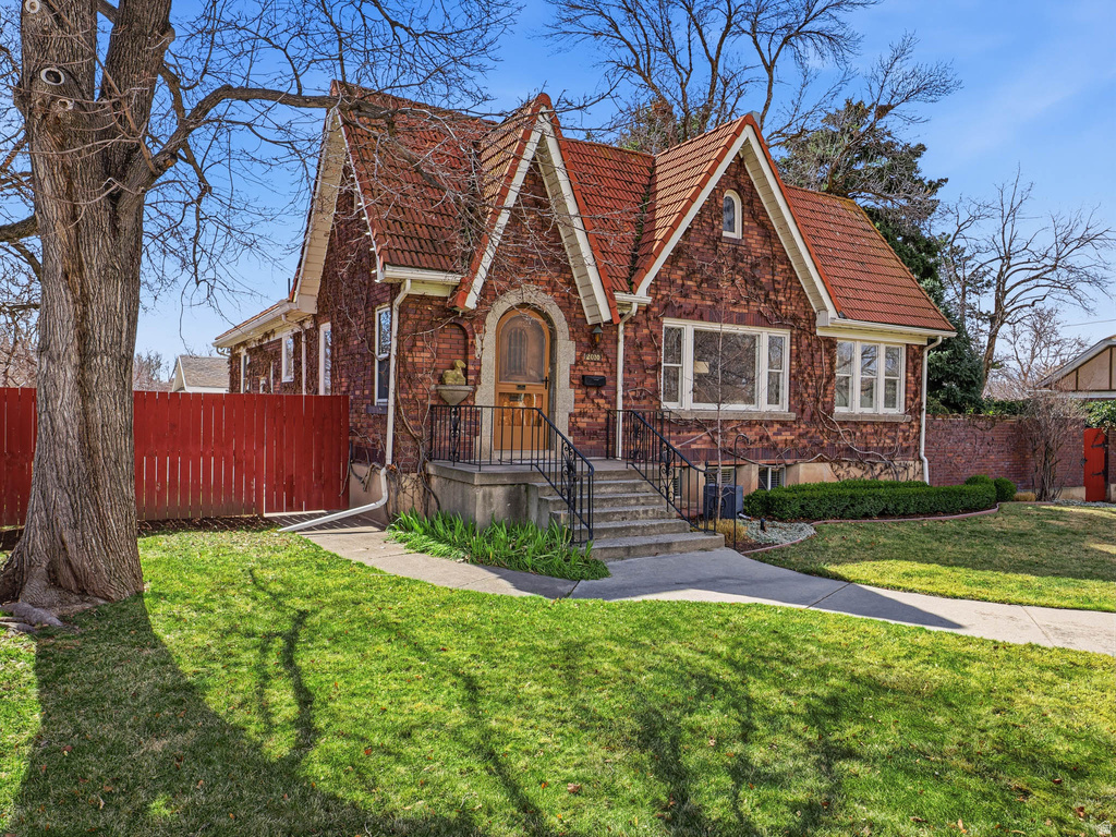 2010 E 2100 S Salt Lake City, UT 84109