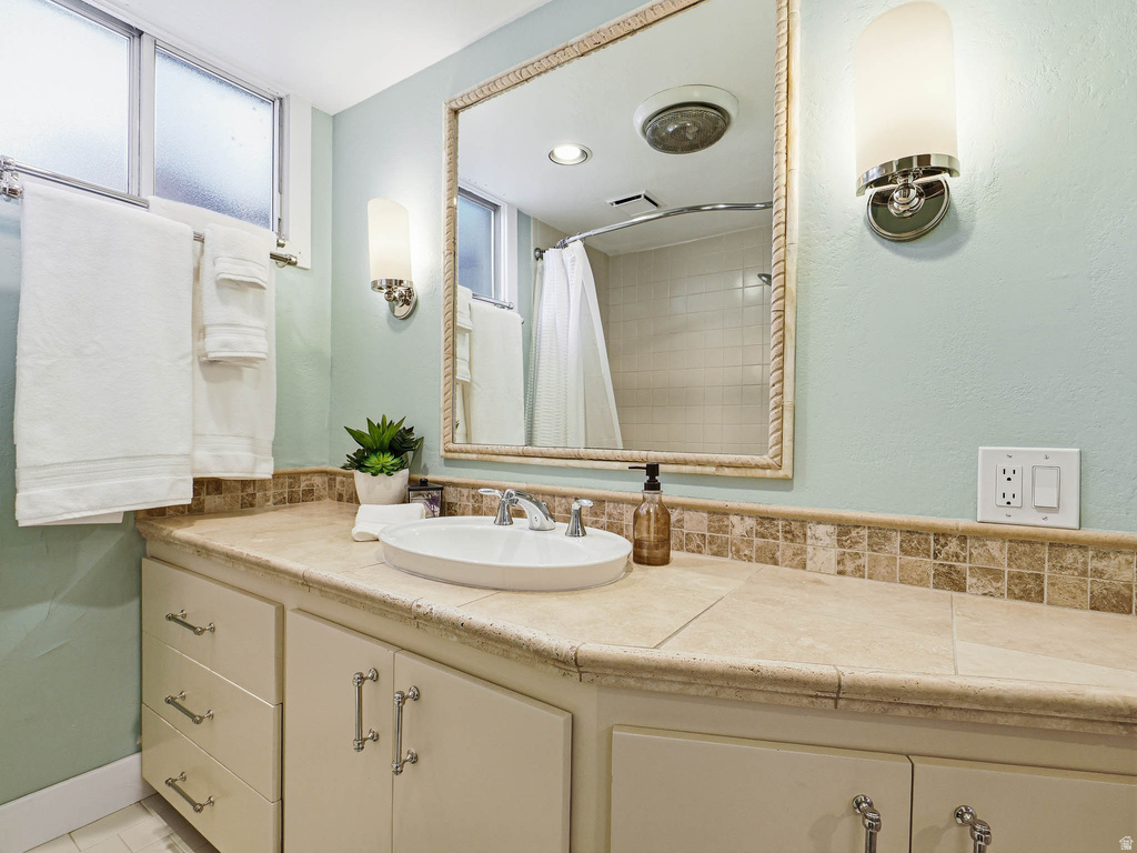 2010 E 2100 S Salt Lake City, UT 84109