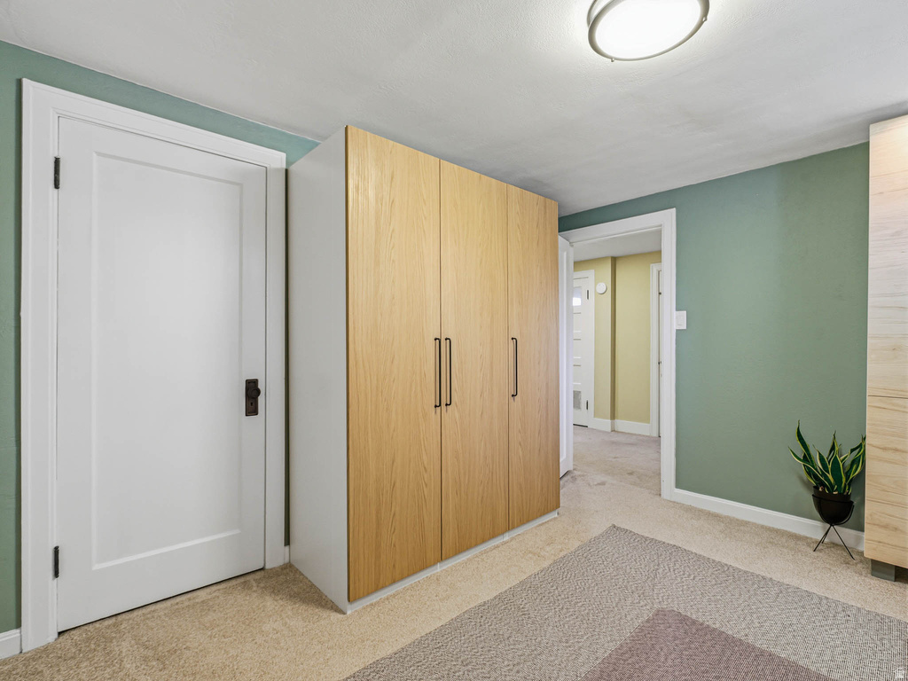 2010 E 2100 S Salt Lake City, UT 84109