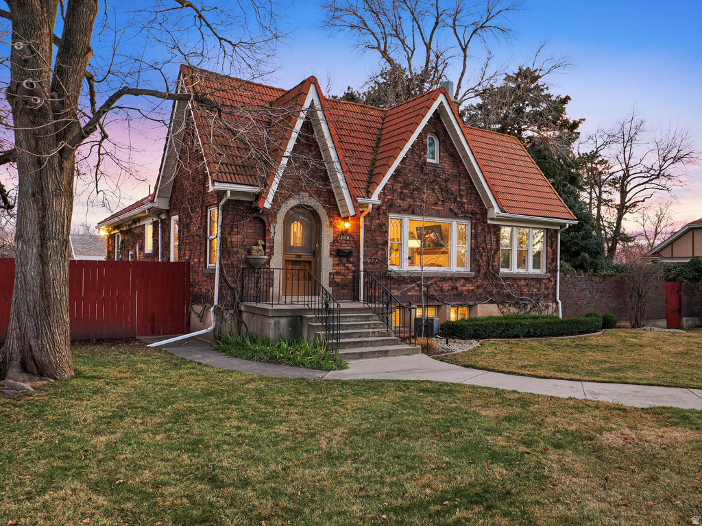 2010 E 2100 S Salt Lake City, UT 84109