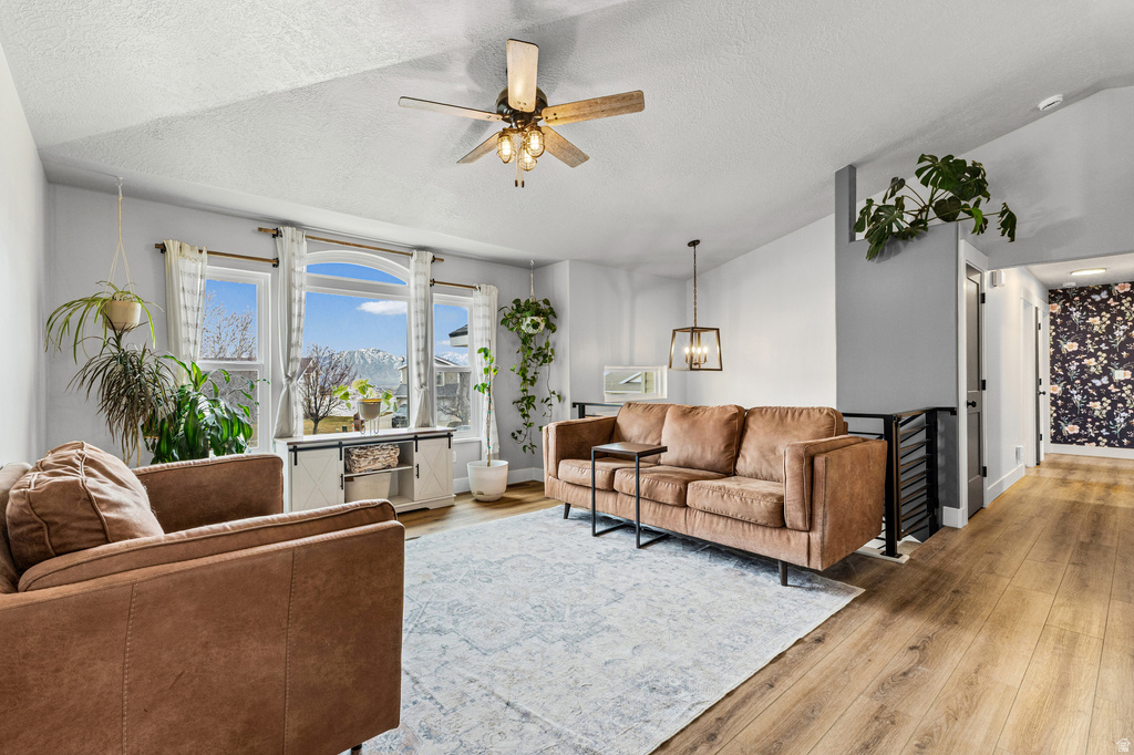 6976 S KOKOPELLI CT West Jordan, UT 84081