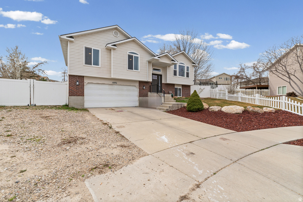 6976 S KOKOPELLI CT West Jordan, UT 84081